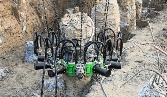 Rapido assemblaggio di rompicapi idraulici serie KP per pile da 350 a 450 mm