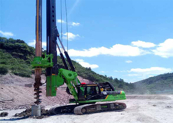 perforatrice idraulica del pozzo trivellato della coclea di terra della macchina del mucchio della costruzione di 220kNm 51m